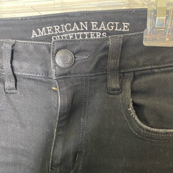 American Eagle Black Jegging Crop Distressed Ripped Black Denim Jeans Size 4 - Picture 4 of 7